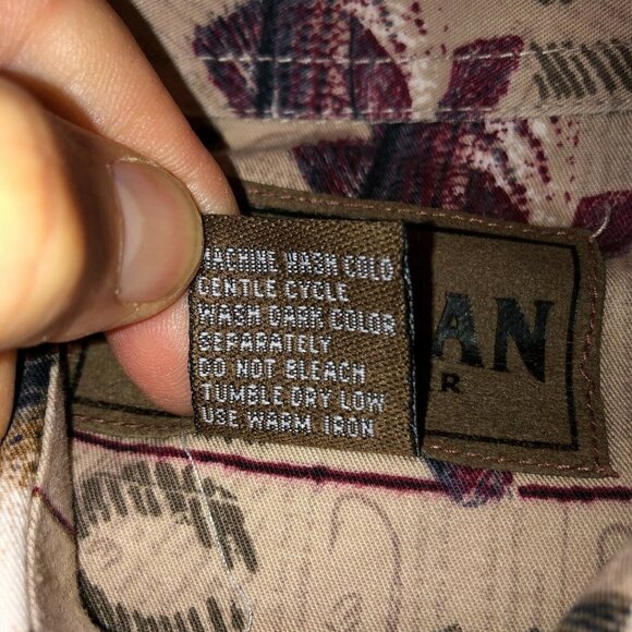 Magellan Mens Large Beige Fish Printed Long Sleeve Button Up Collar Shirt Size L - Picture 10 of 10